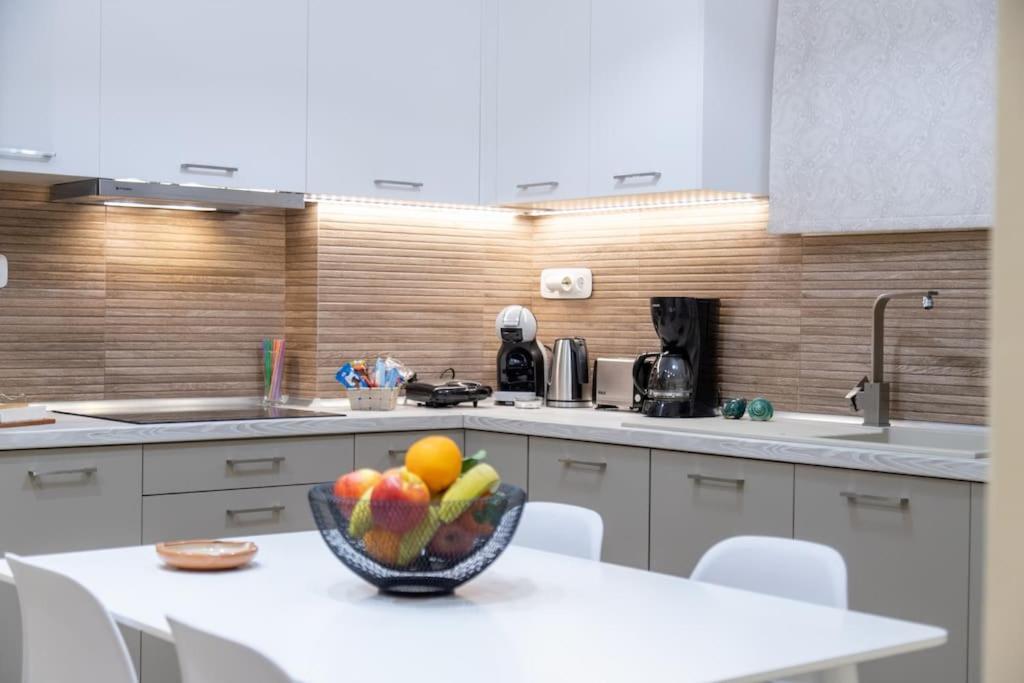 Luxury Apartment In Garitsa Bay Corfu  Ngoại thất bức ảnh