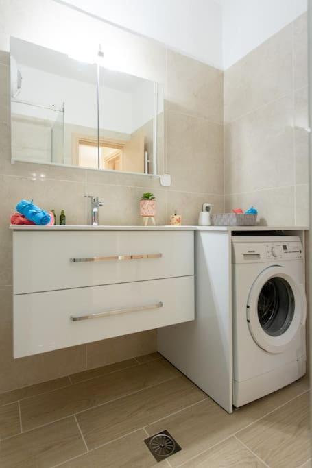 Luxury Apartment In Garitsa Bay Corfu  Ngoại thất bức ảnh